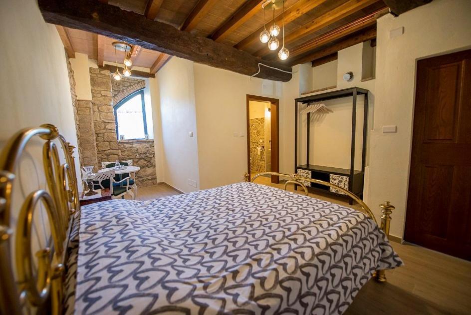 Bed and Breakfast Fattoria Branciana à Rossena Extérieur photo