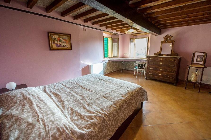 Bed and Breakfast Fattoria Branciana à Rossena Extérieur photo