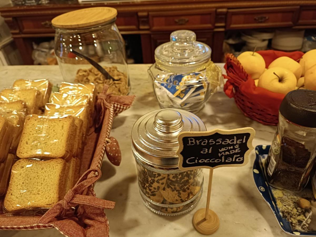 Bed and Breakfast Fattoria Branciana à Rossena Extérieur photo